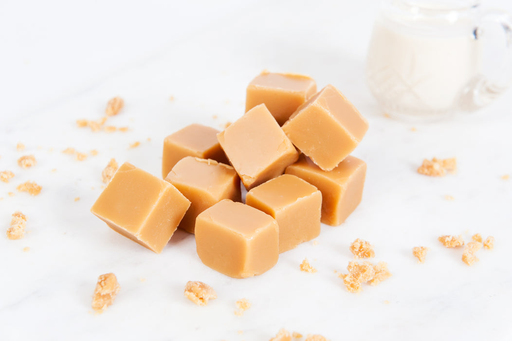 Traditional Handmade Vanilla Fudge – 100g Bag
